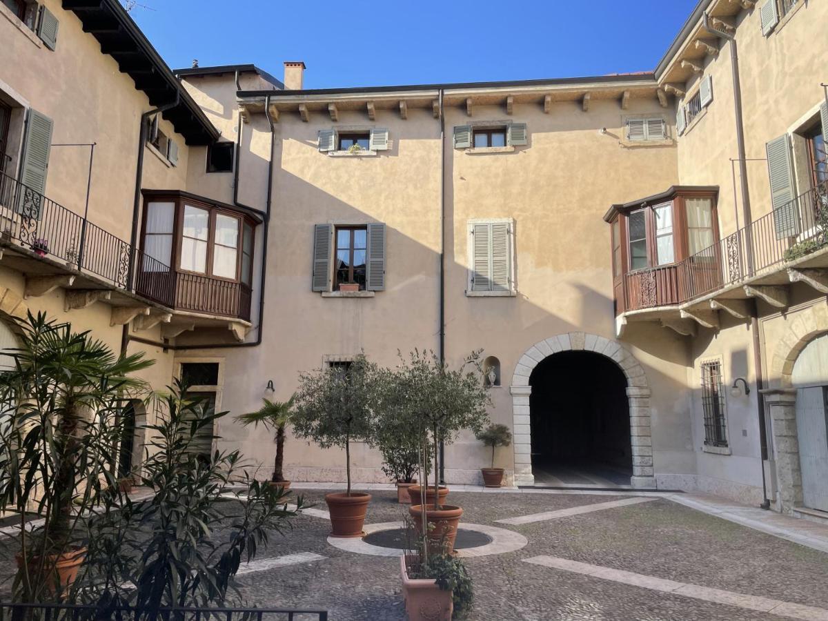 Antiche Colonne Suite Verona Bagian luar foto