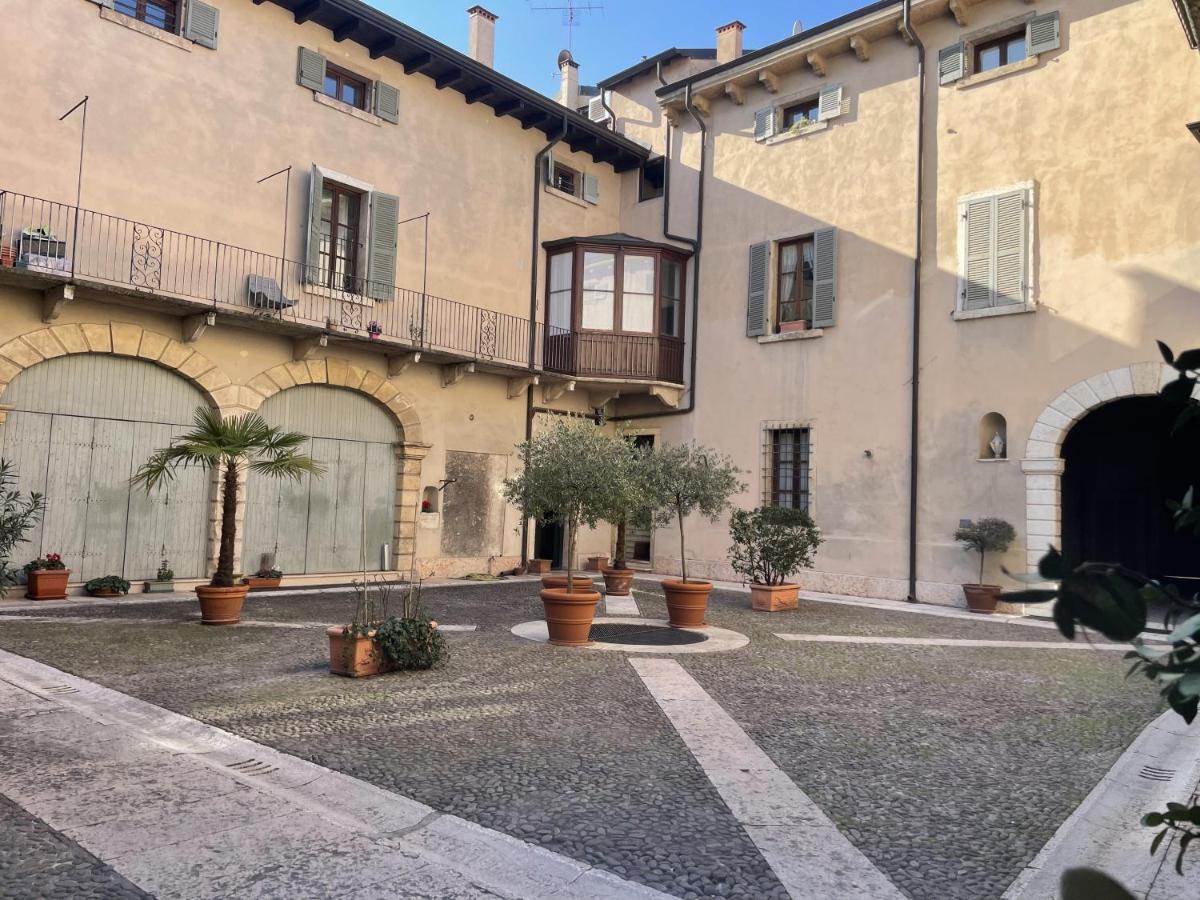 Antiche Colonne Suite Verona Bagian luar foto